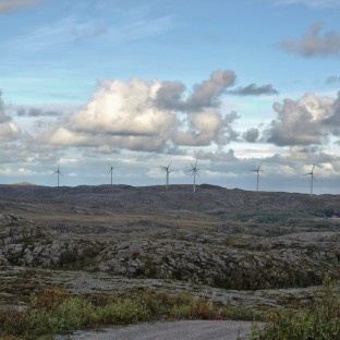 Windmile park along the Norwegian coast, one of the solutions?